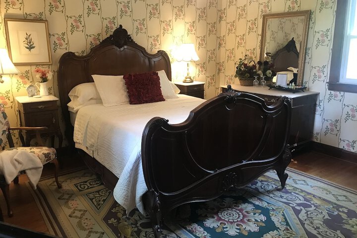 Room 30 of 83
