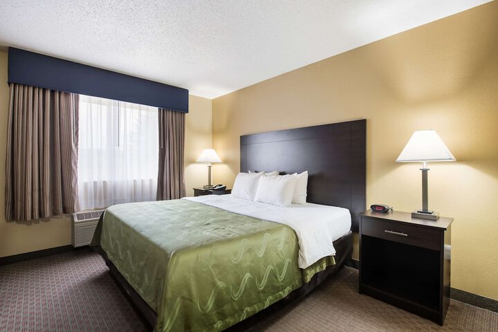 Quality Inn & Suites Menomonie