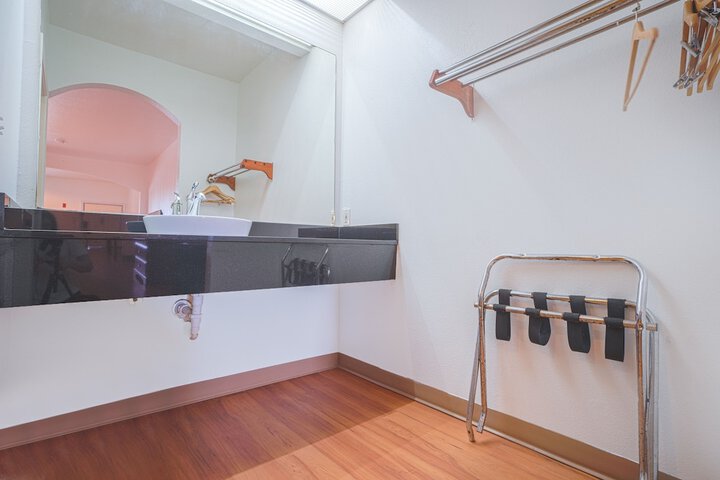 Room 40 of 58