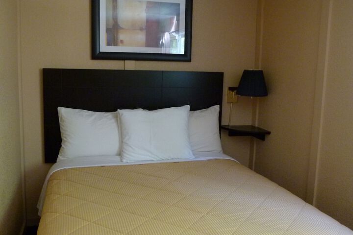 Room 19 of 57