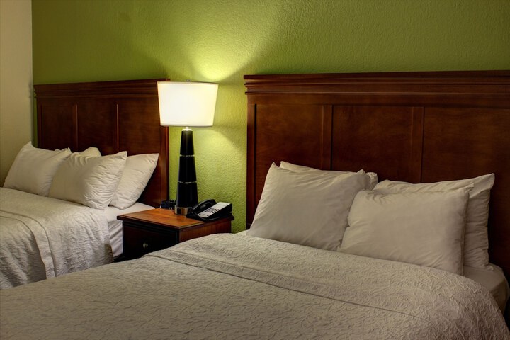 Room 48 of 72