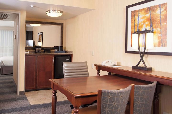 Room 53 of 110