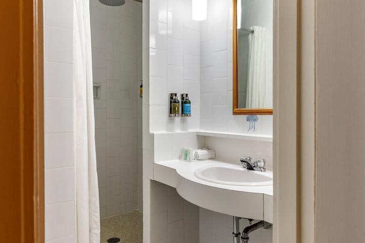 The Fort Garry Hotel Spa and Conference Centre, an Ascend Collection Hotel
