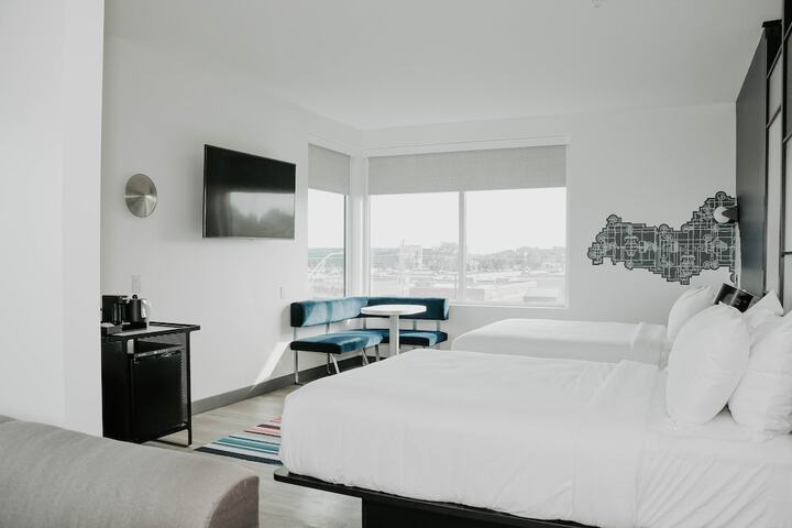 Room 21 of 44