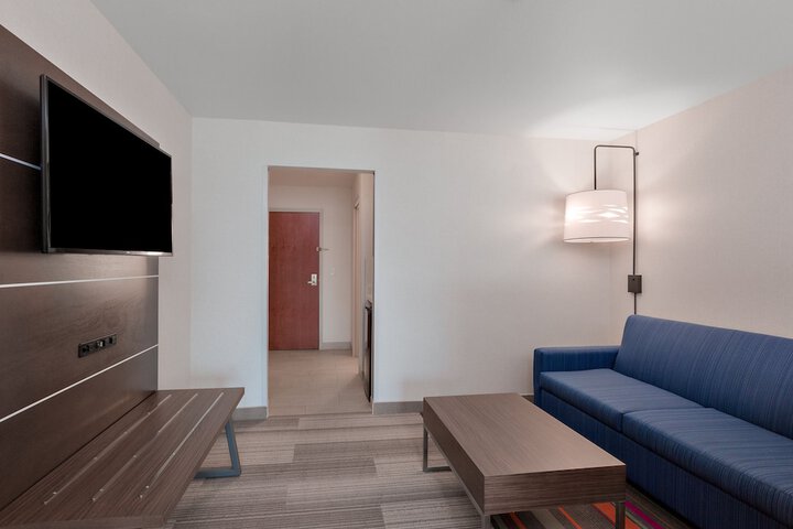 Room 40 of 52