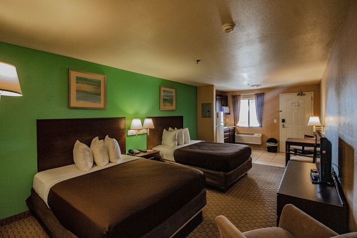 Room 27 of 59
