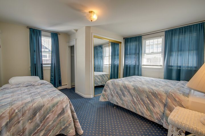 Room 114 of 167
