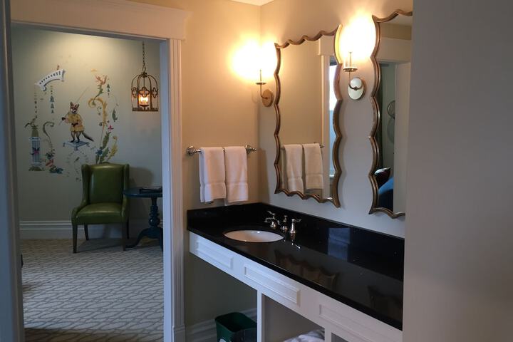Room 12 of 49