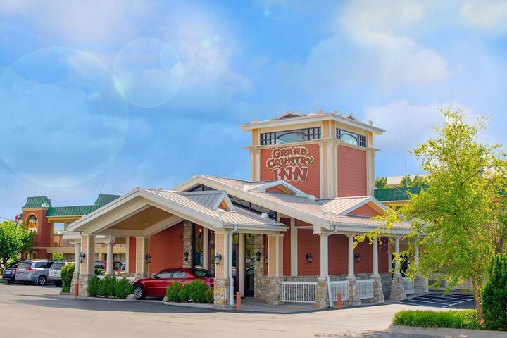 Grand Country Waterpark Resort