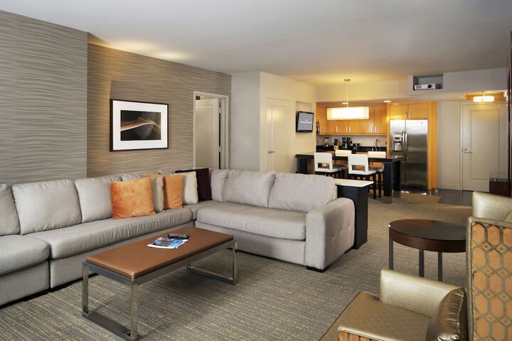 Room 43 of 63