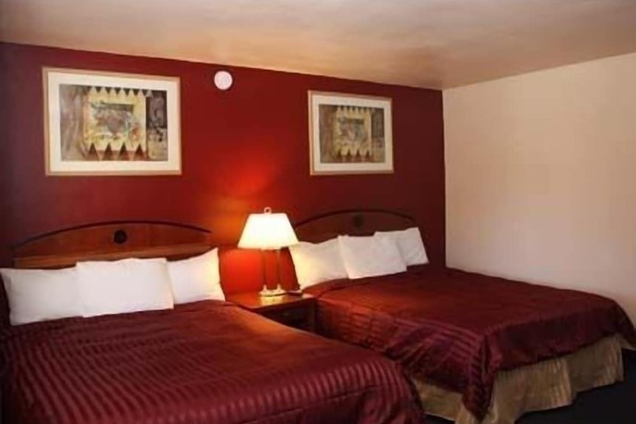 Room 15 of 35