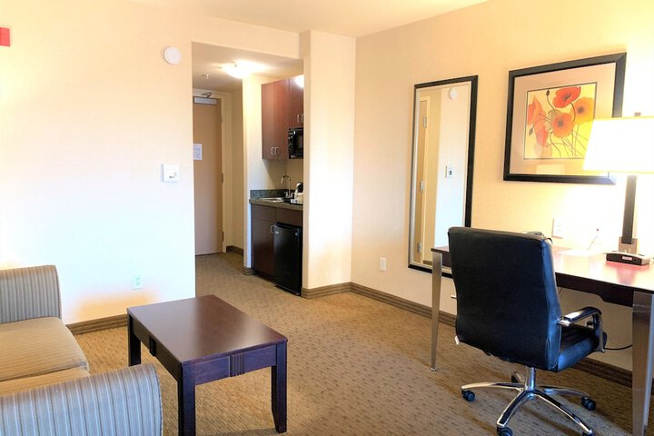 Holiday Inn Express Hotel & Suites FRESNO NORTHWEST-HERNDON by IHG