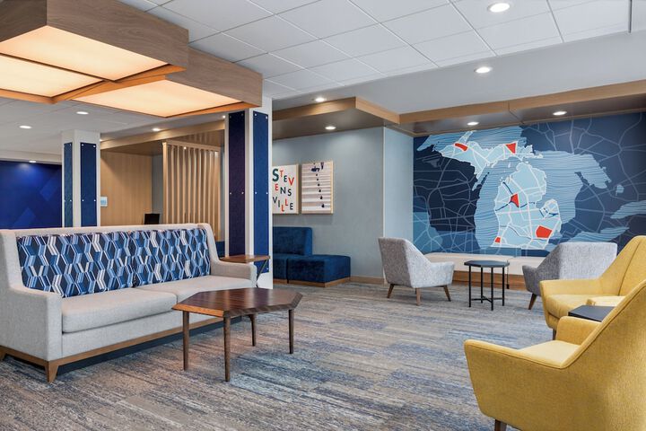 Holiday Inn Express & Suites Stevensville Benton Harbor by IHG