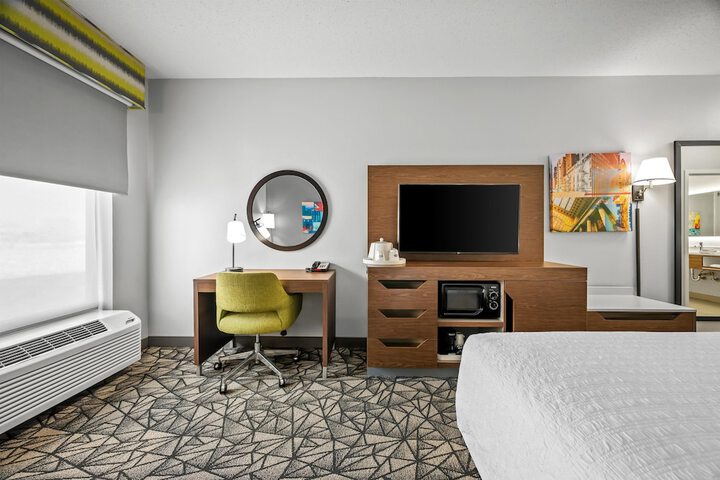 Hampton Inn Bloomington West