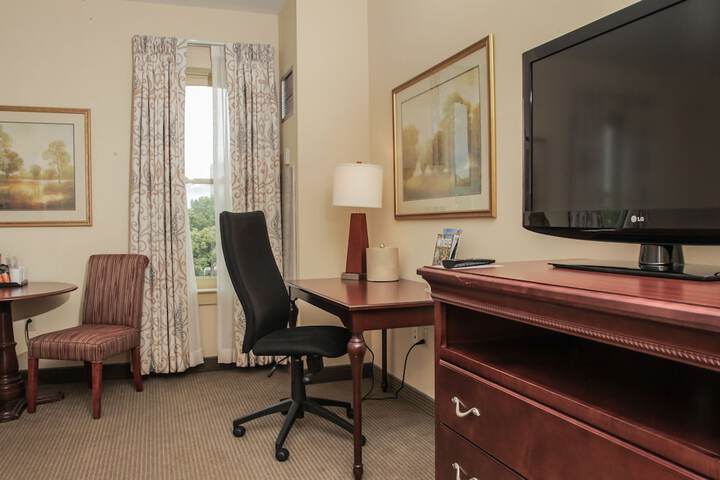 Room 18 of 35