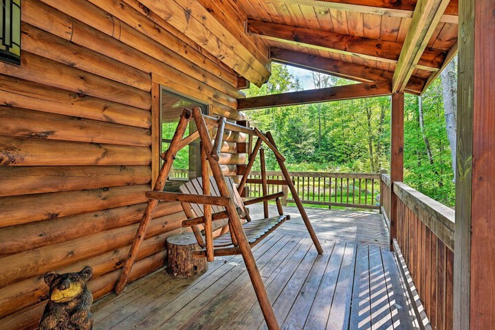Private Chester Home w / Deck Mins to Skiing!