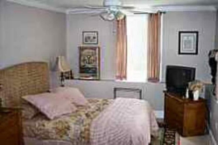 Josephines Bed & Breakfast