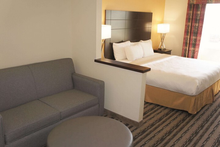 Room 18 of 40