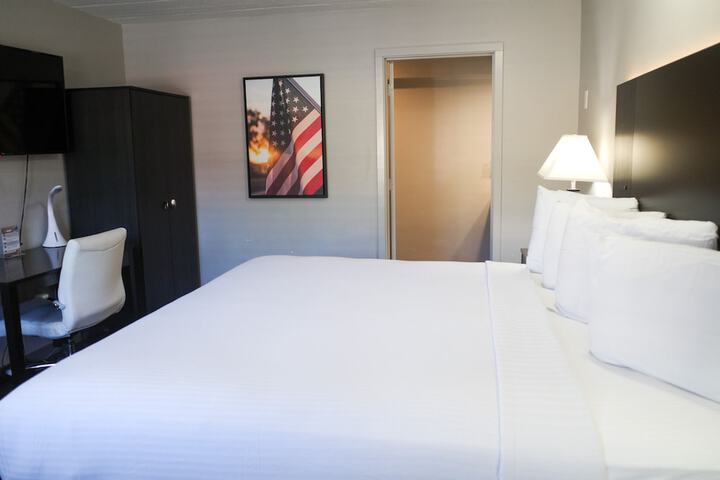 Room 8 of 41