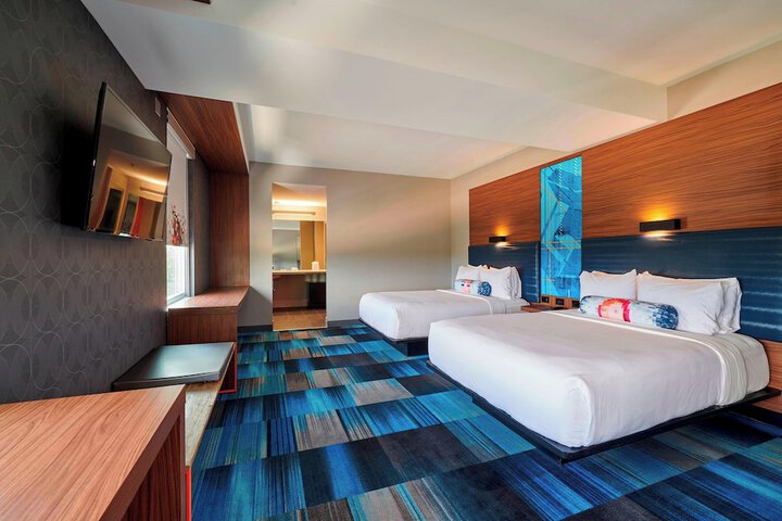 Aloft by Marriott Cleveland Airport