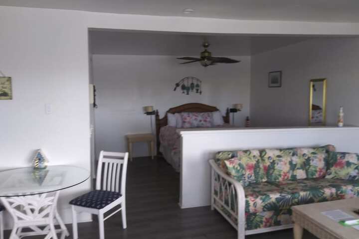 BRIDGEWATER INN