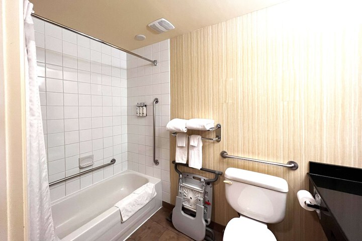 Ramada by Wyndham Prince Albert