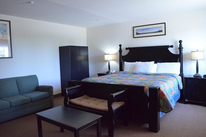 Room 21 of 27