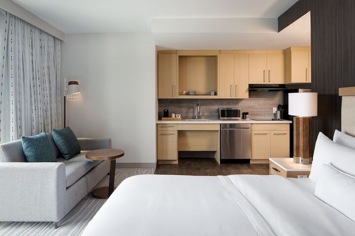 Room 21 of 51
