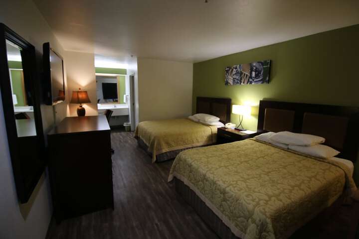 Room 20 of 24