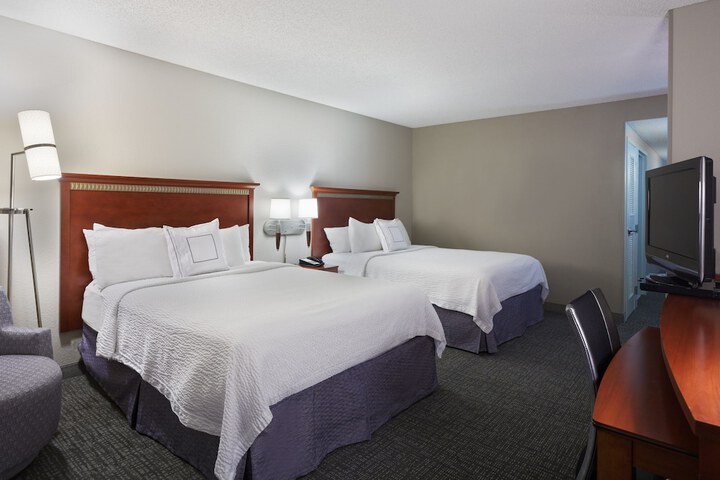 Room 13 of 24