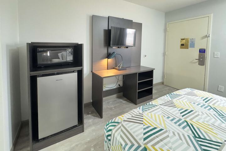 Room 43 of 72