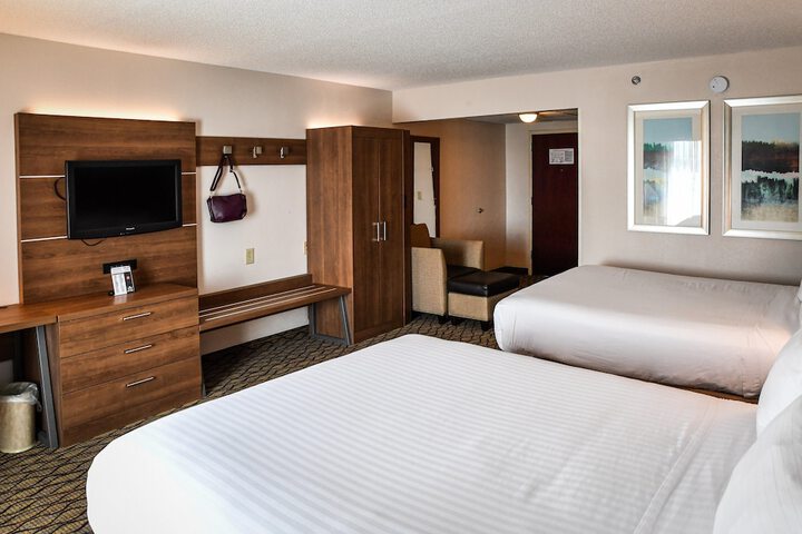 Room 10 of 45
