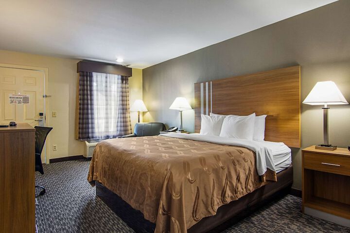 Room 20 of 39