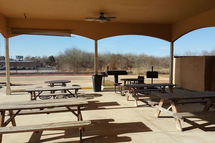 Property Grounds 36 of 36