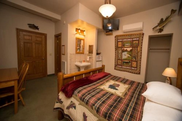 Room 34 of 119