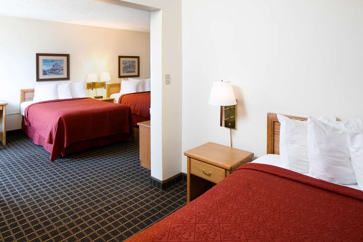 Room 12 of 24