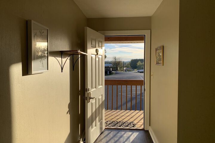 Room 108 of 155
