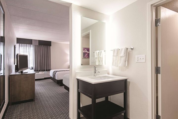 Room 26 of 41