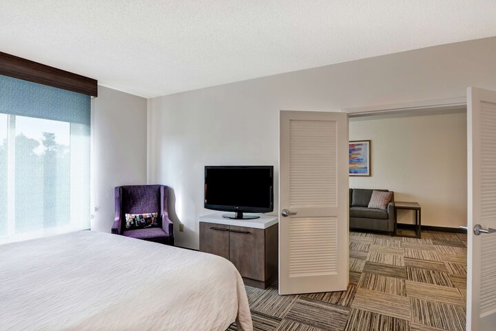 Room 21 of 49