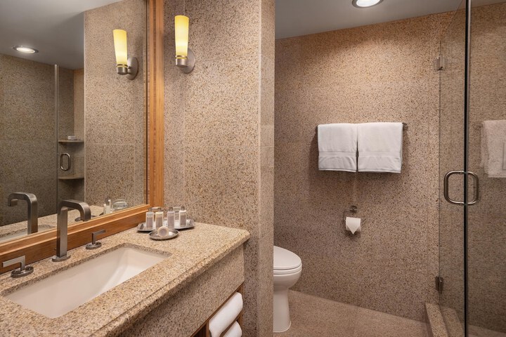 Room 20 of 59