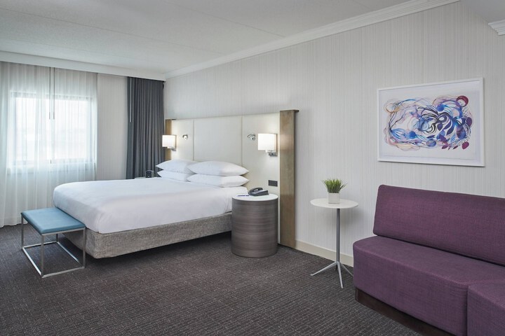 Delta Hotels by Marriott Detroit Novi