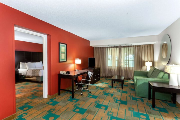 Room 19 of 29