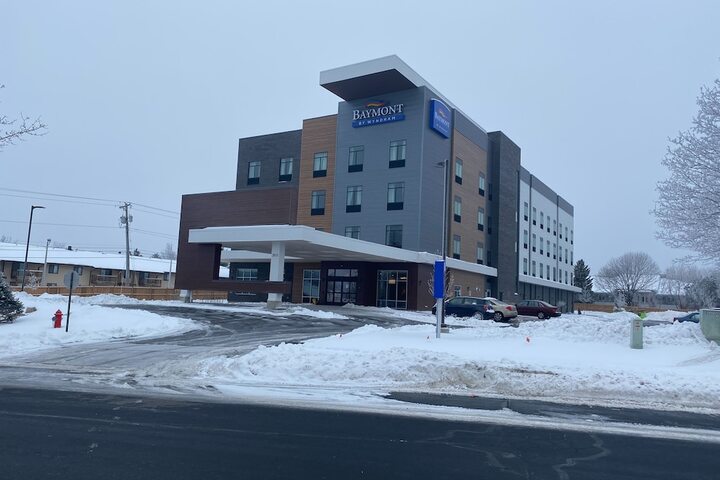 Hotel 7 of 51