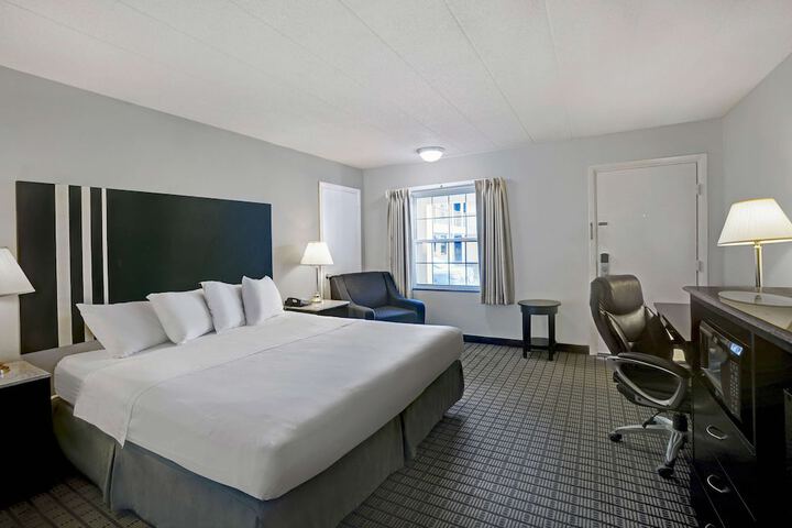Motel 6 Washington PA