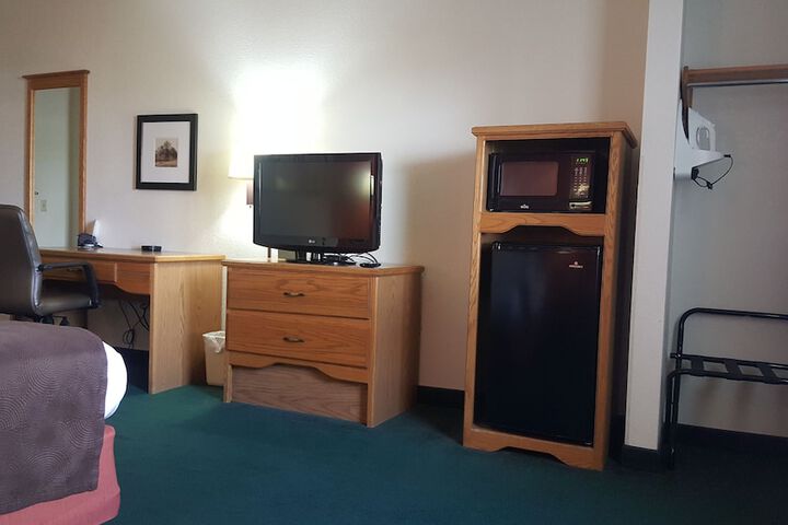 Room 25 of 32