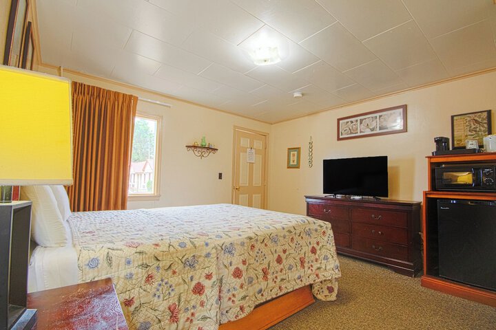 Room 10 of 50