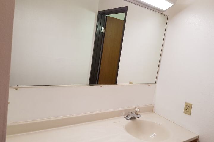Room 34 of 54