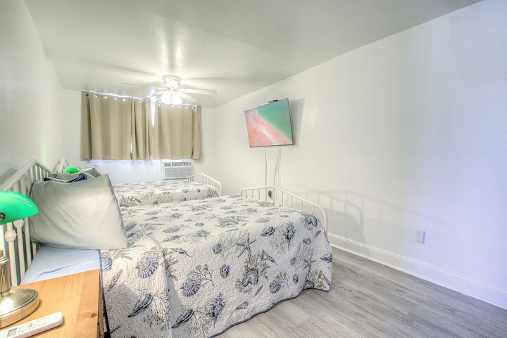 Room 20 of 34