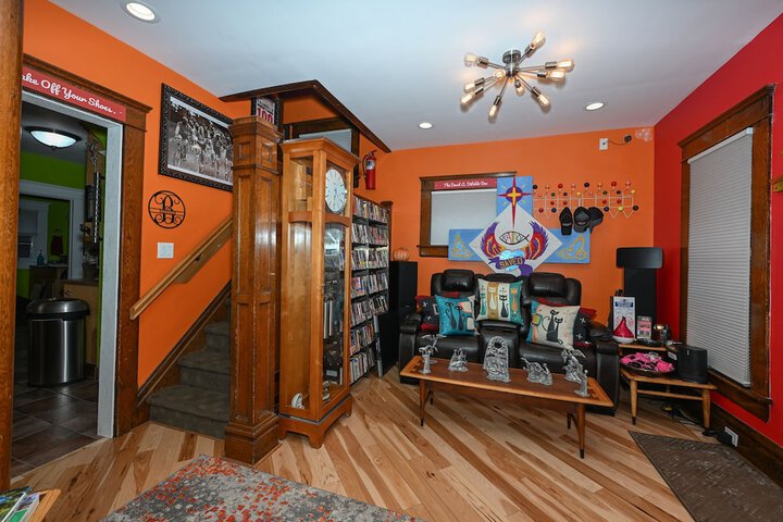 Room 125 of 276