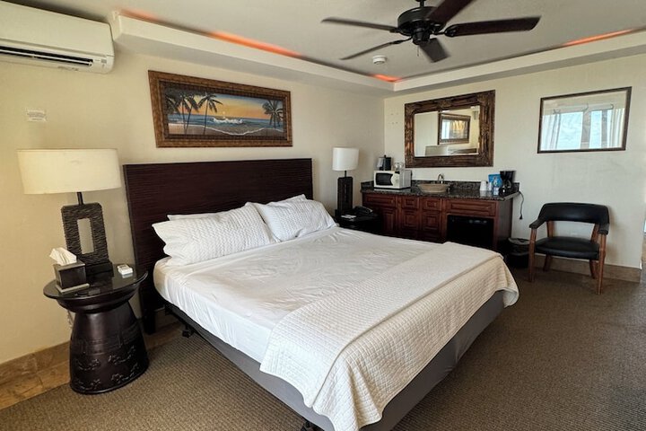 Hotel Coral Reef